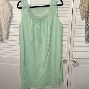 Lorraine Classics Vintage SZ XL sherbet green midi nightgown